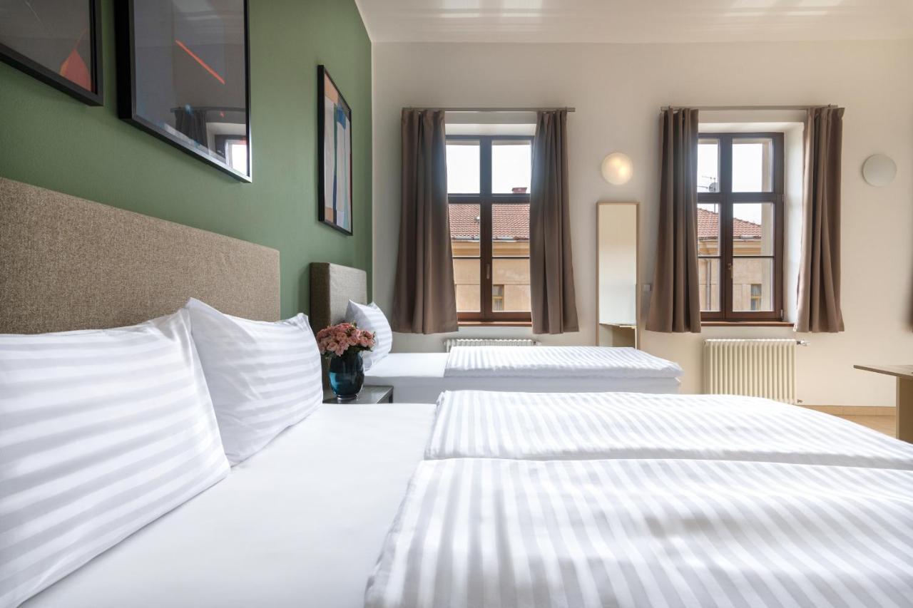 פראג Bohemian Dreams Apartments And Suites By Dwellfort מראה חיצוני תמונה