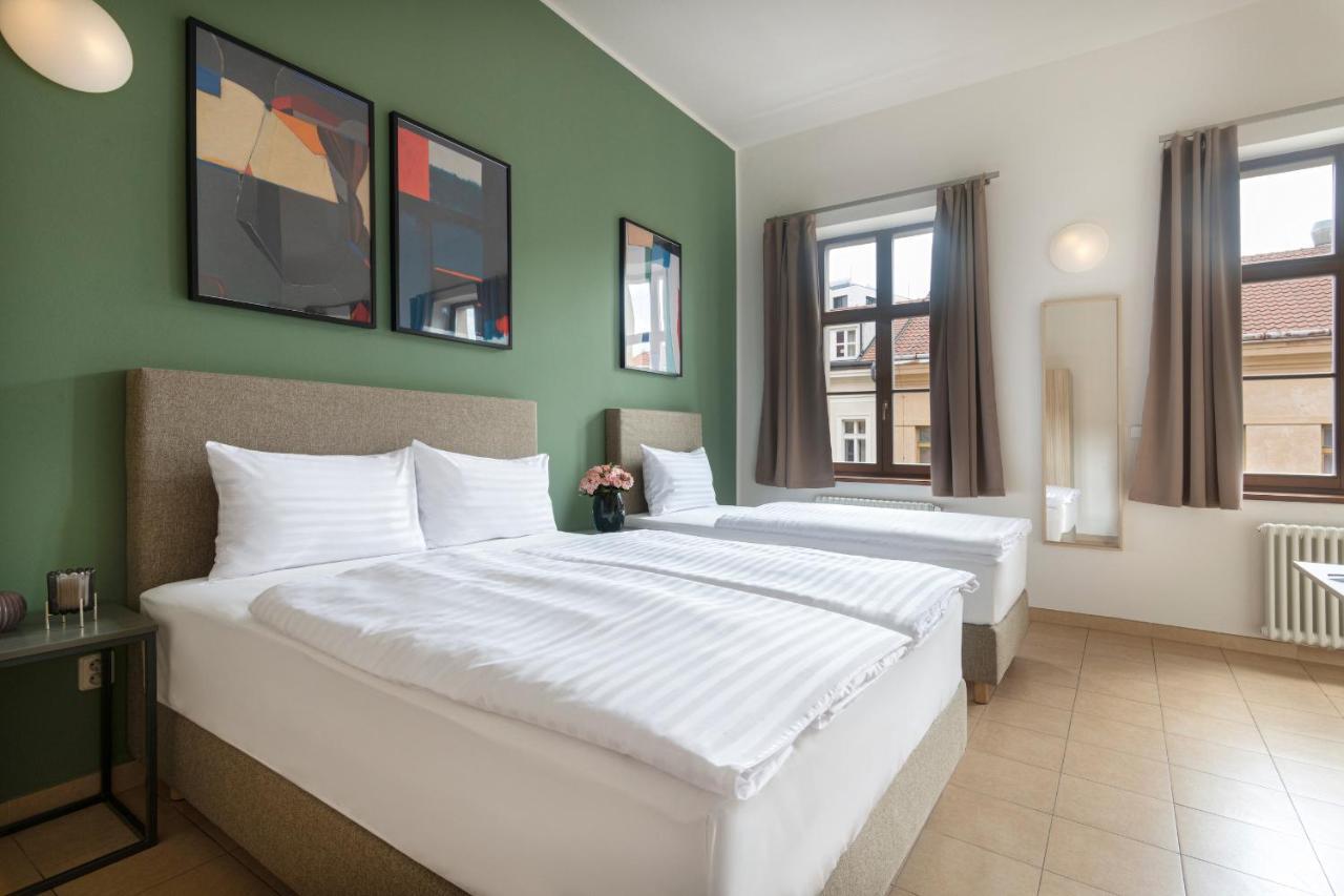 פראג Bohemian Dreams Apartments And Suites By Dwellfort מראה חיצוני תמונה