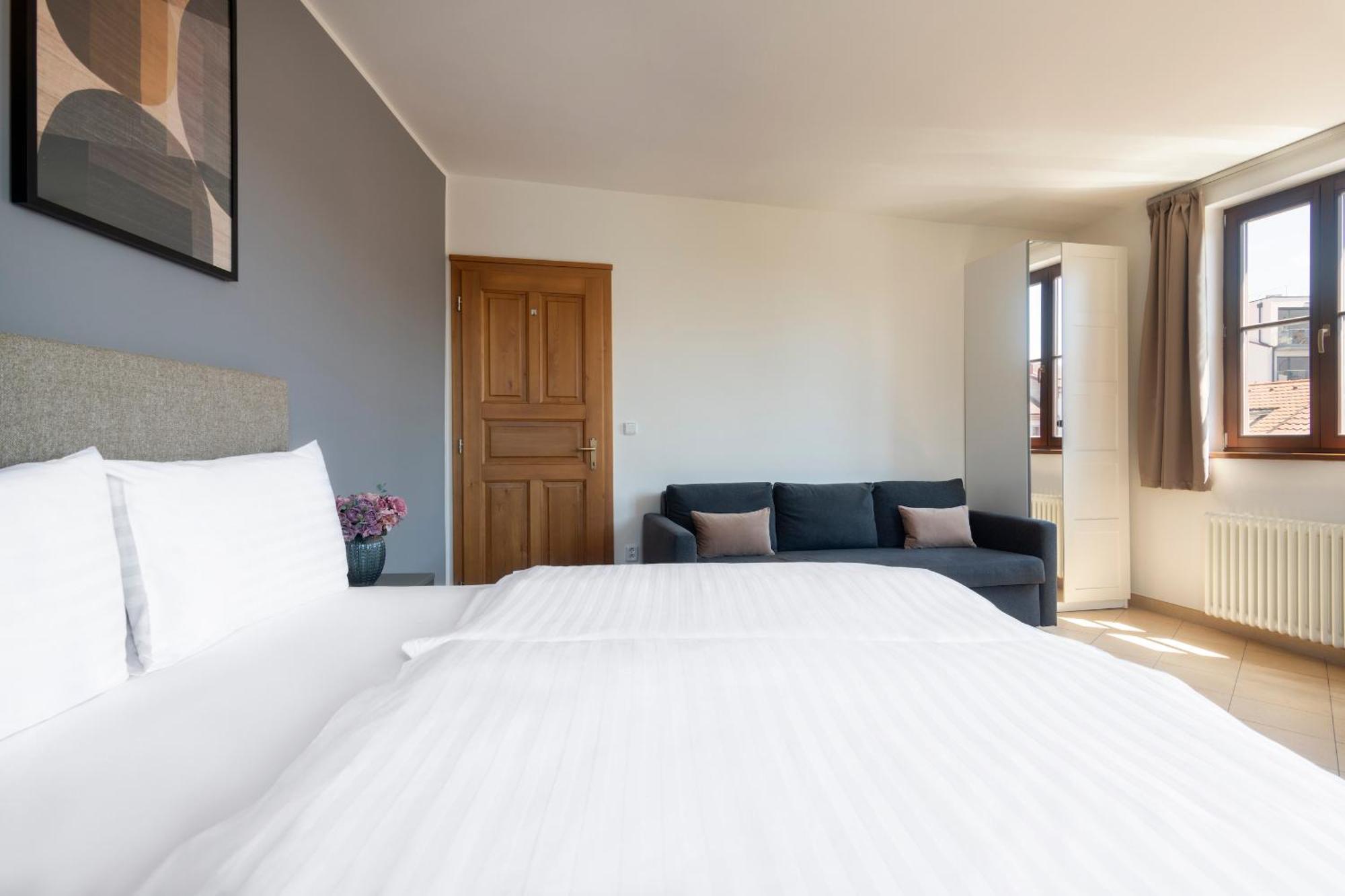 פראג Bohemian Dreams Apartments And Suites By Dwellfort חדר תמונה