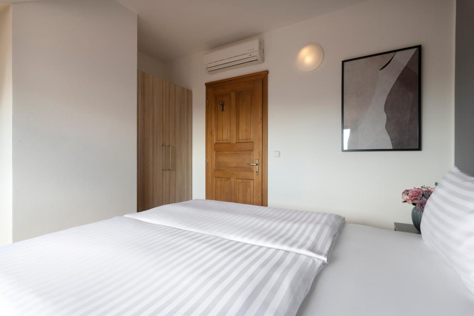 פראג Bohemian Dreams Apartments And Suites By Dwellfort חדר תמונה